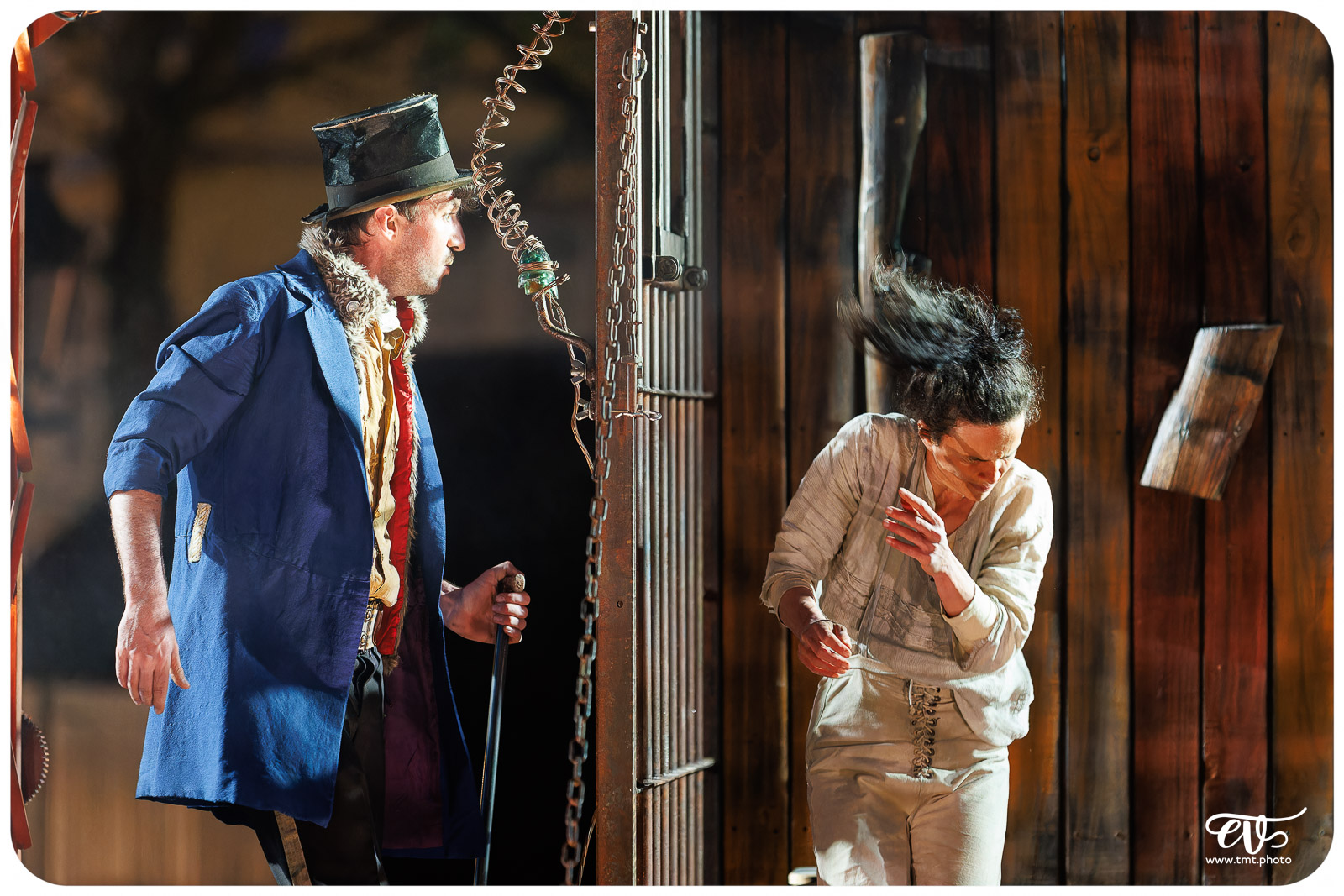 DE CHAIR ET D'ACIER (CIE 100 RACINES)